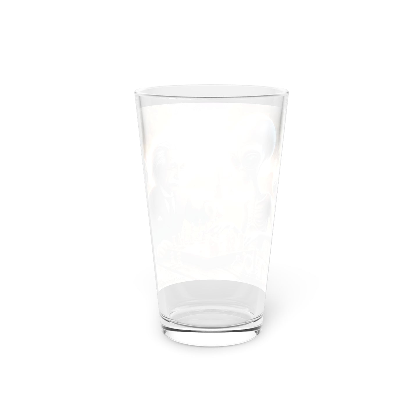 Einstein & Alien Play Chess Pint Glass, 16oz