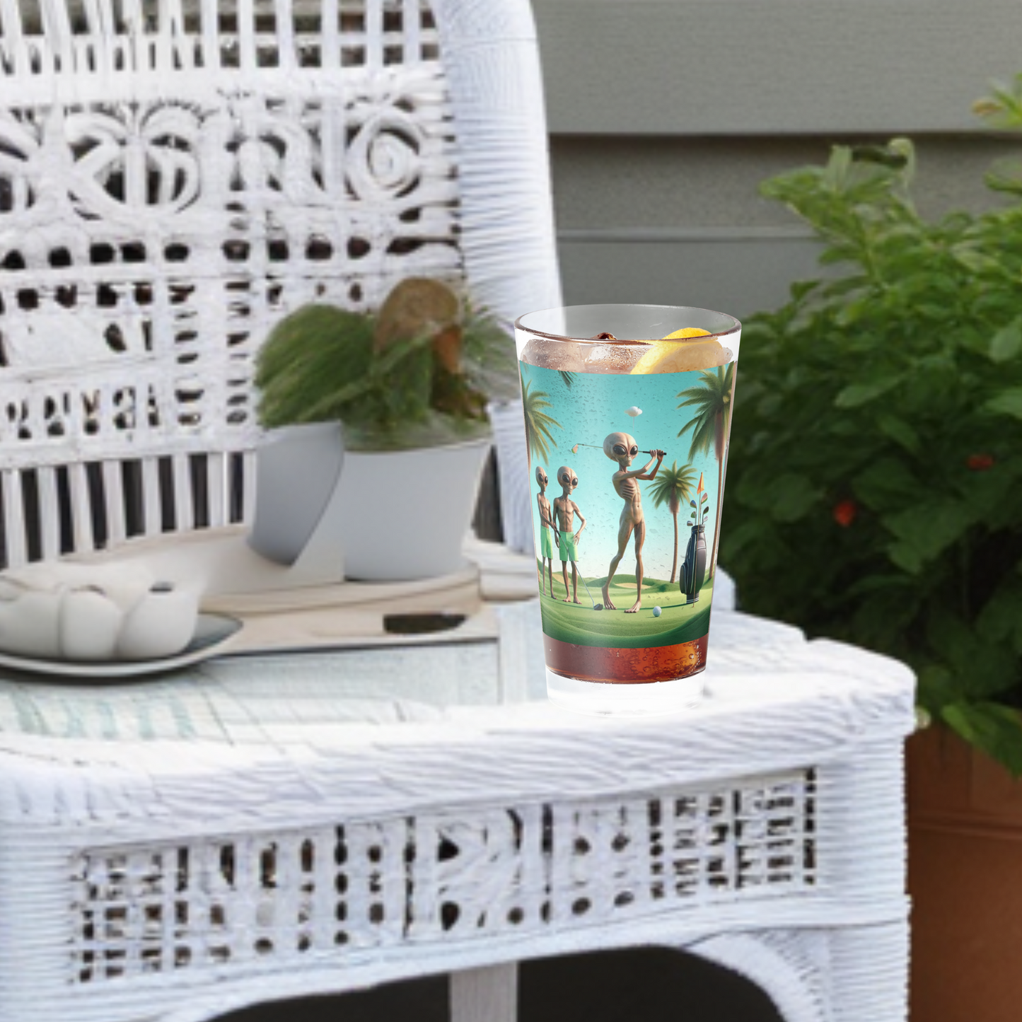 Aliens Golfing Pint Glass