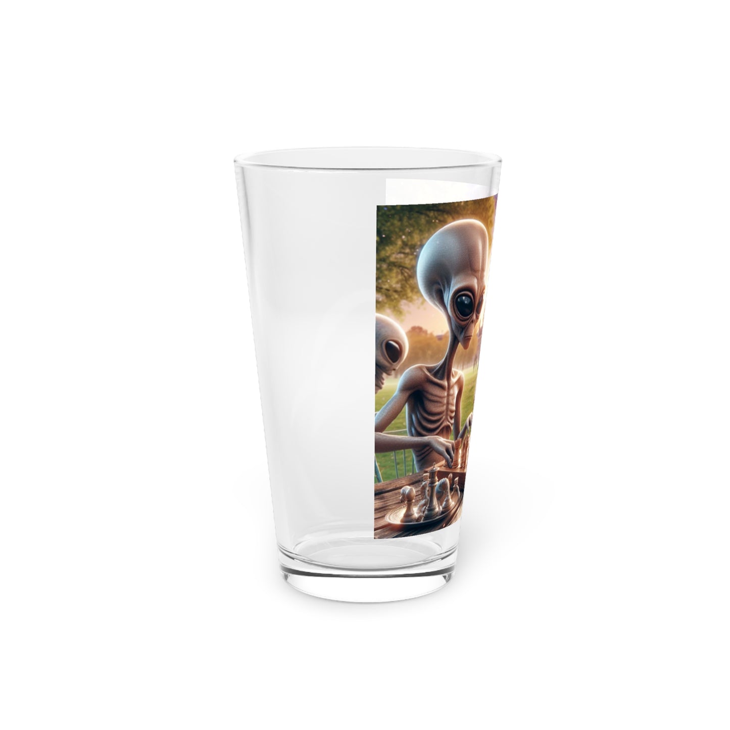 Einstein & Alien Play Chess Pint Glass, 16oz