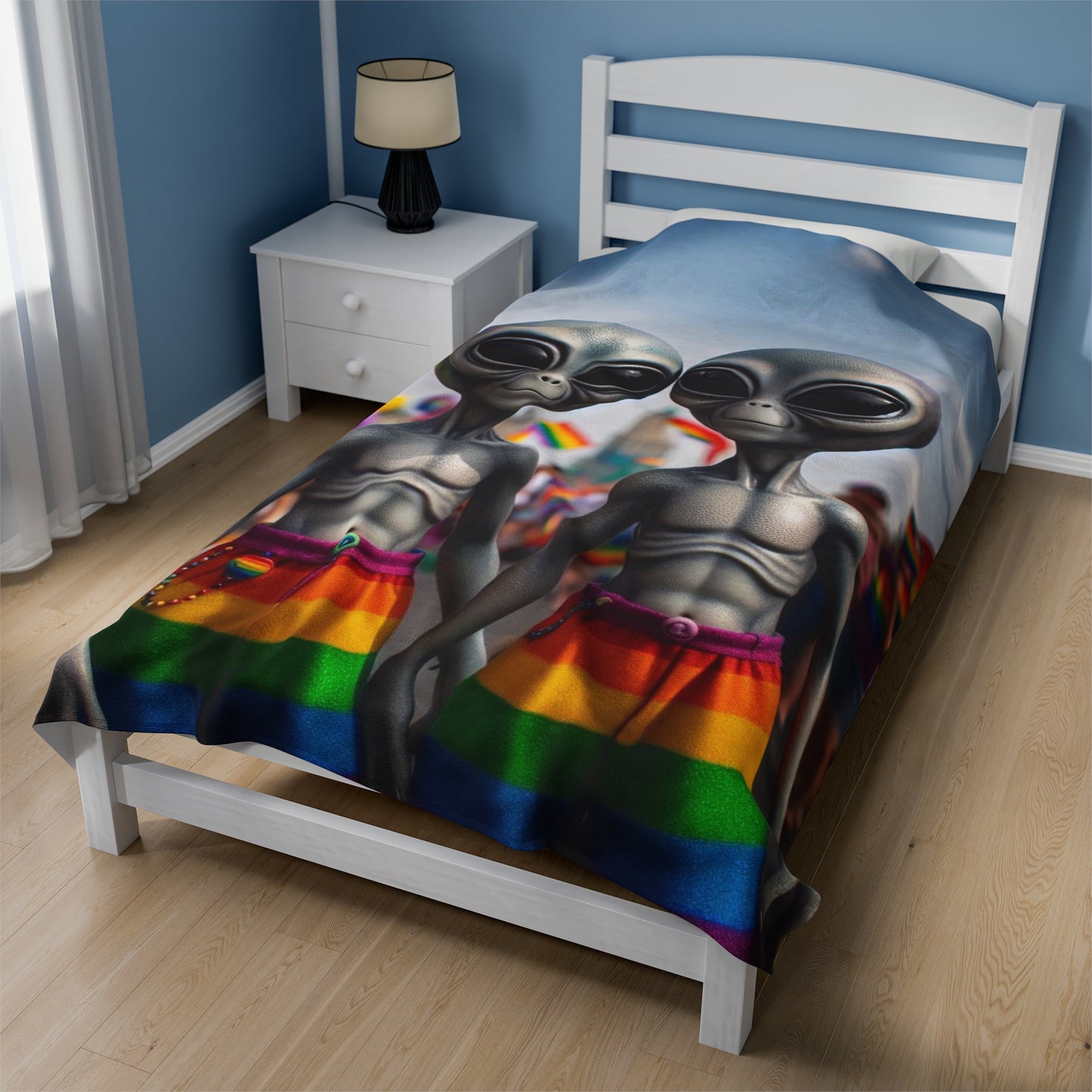 PRIDE 2024 Aliens - Limited Edition!! Velveteen Plush Blanket