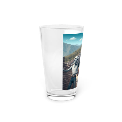 Aliens and The Great Wall Pint Glass