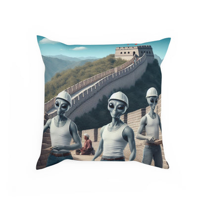 Aliens & The Great Wall of China Throw Pillow