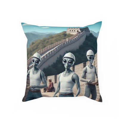 Aliens & The Great Wall of China Throw Pillow