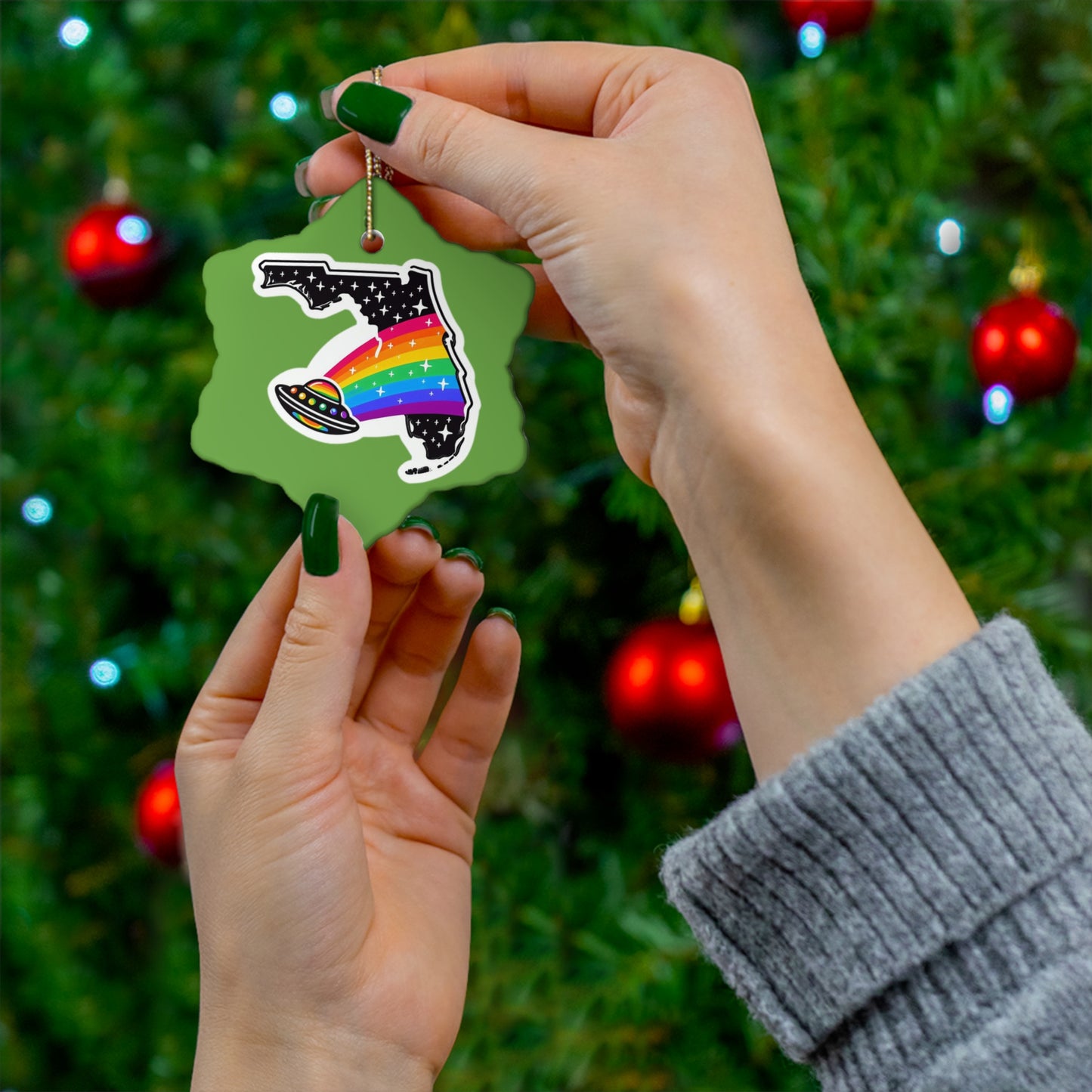 Alien Pride State ornaments Green